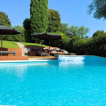 Settanta Garda Heated Pool Бардолино