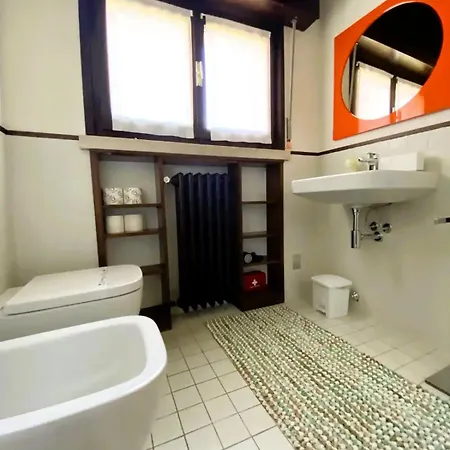 Вилла Settanta Garda Heated Pool Бардолино